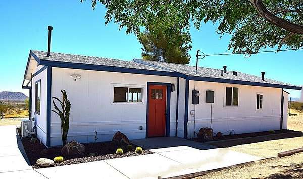 2.5 Acres of Land with Home for Sale in Landers, California