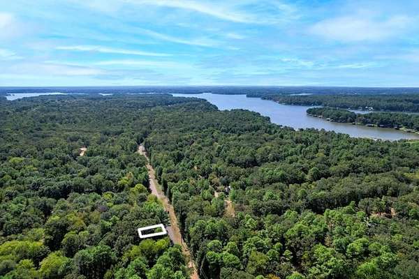 0.6 Acres of Residential Land for Sale in Mount Vernon, Texas