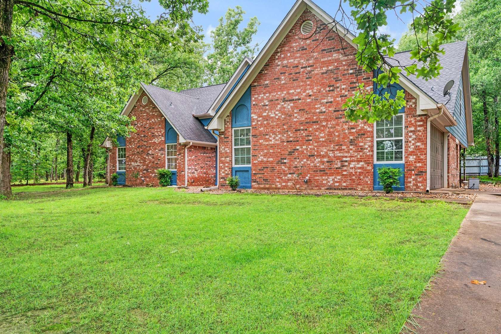 2.18 Acres of Land with Home for Sale in Paris, Texas