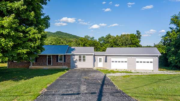 5.65 Acres of Land with Home for Sale in Albany, Kentucky