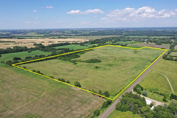 72 Acres of Land for Auction in Gentry, Missouri
