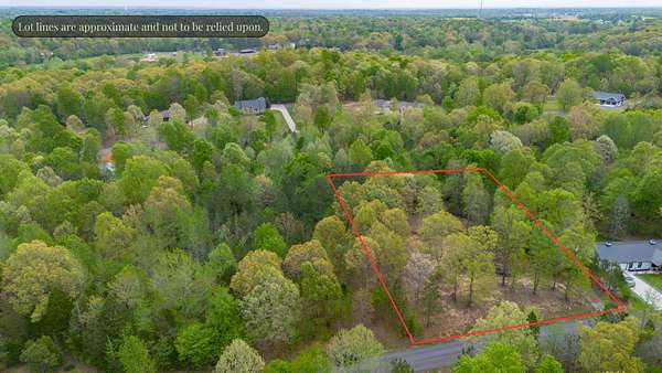 1 Acre of Residential Land for Sale in Benton, Kentucky