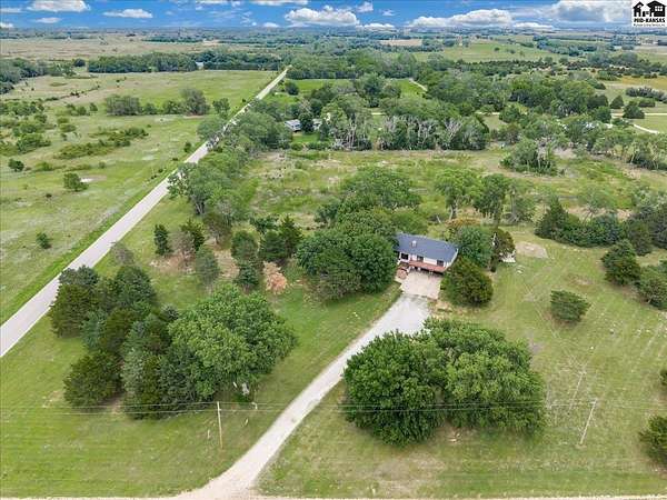 7.46 Acres of Land with Home for Sale in Hutchinson, Kansas
