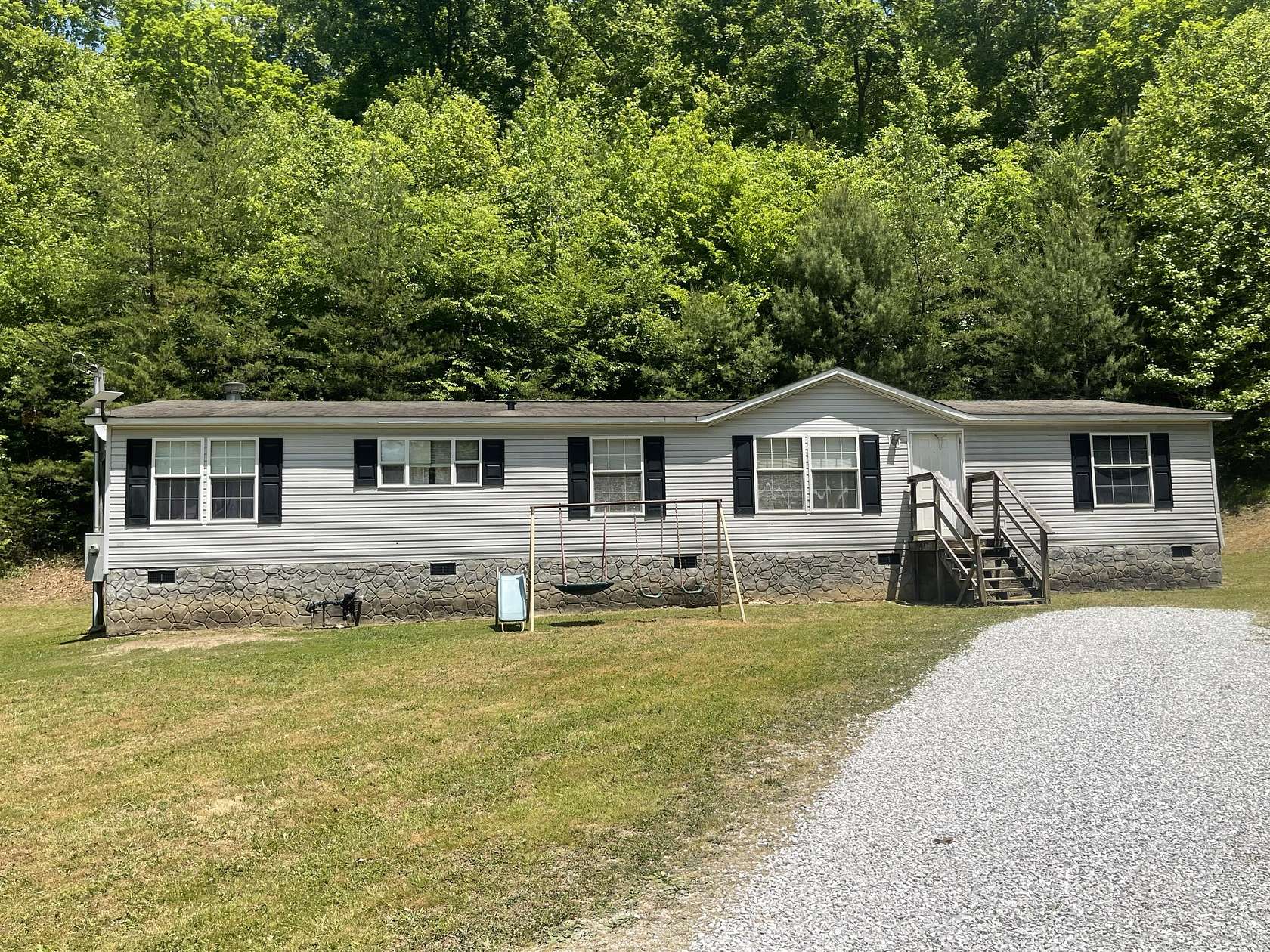 5 Acres of Land with Home for Sale in Barbourville, Kentucky