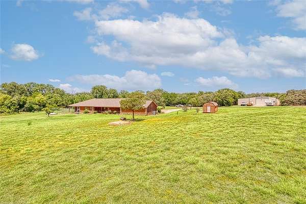 10.3 Acres of Land with Home for Sale in Elk City, Oklahoma