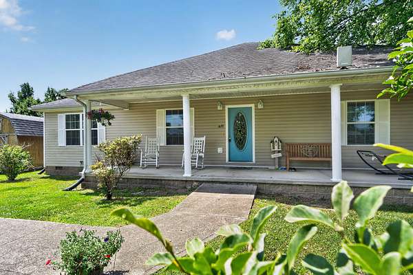 1.5 Acres of Land with Home for Sale in Richmond, Kentucky