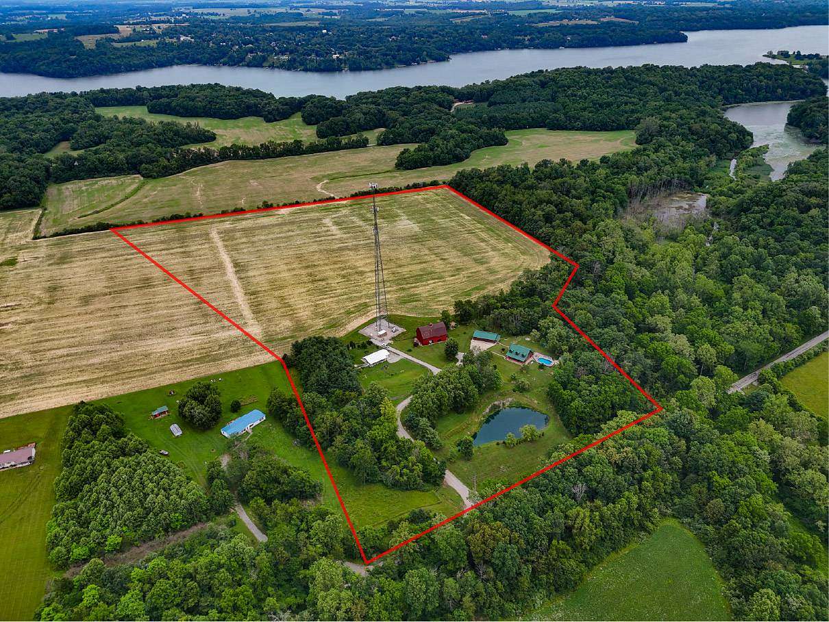 36 Acres of Land with Home for Sale in Hillsboro, Ohio
