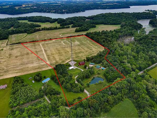 36 Acres of Land with Home for Sale in Hillsboro, Ohio