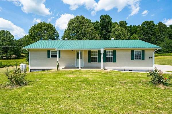 6 Acres of Land with Home for Sale in Fordsville, Kentucky