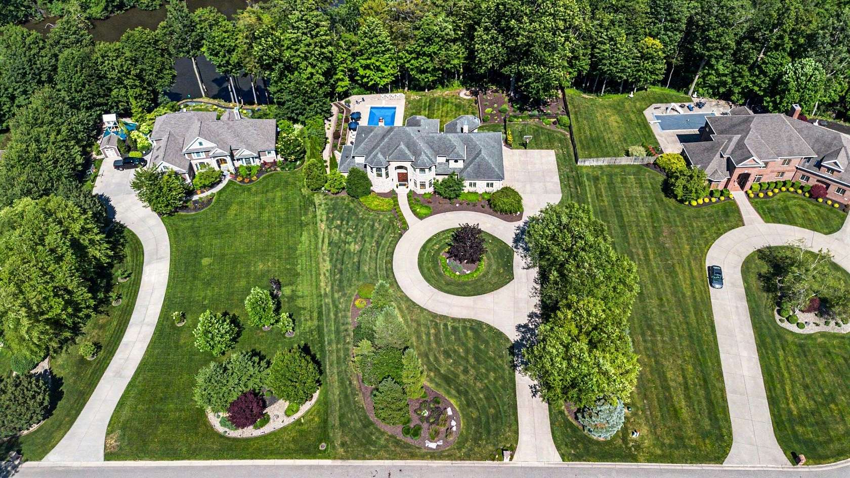 2.23 Acres of Land with Home for Sale in St. Joseph, Michigan