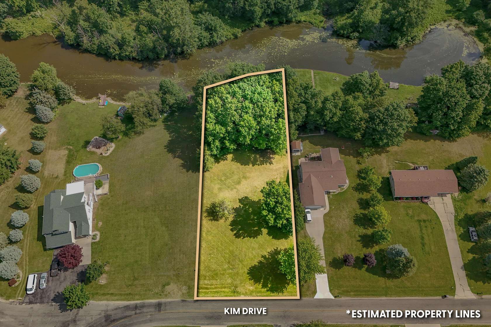 0.59 Acres of Residential Land for Sale in Hillsdale, Michigan