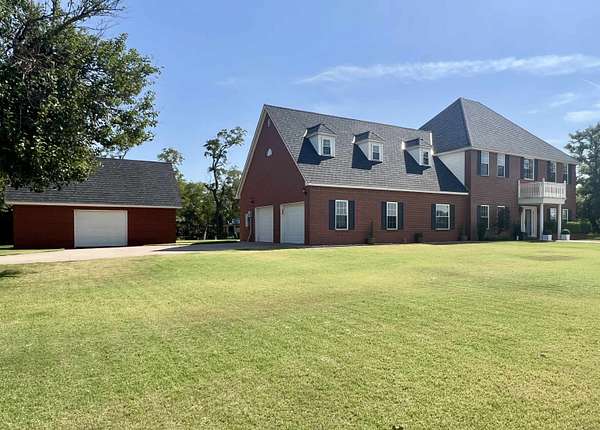 2 Acres of Land with Home for Sale in Enid, Oklahoma