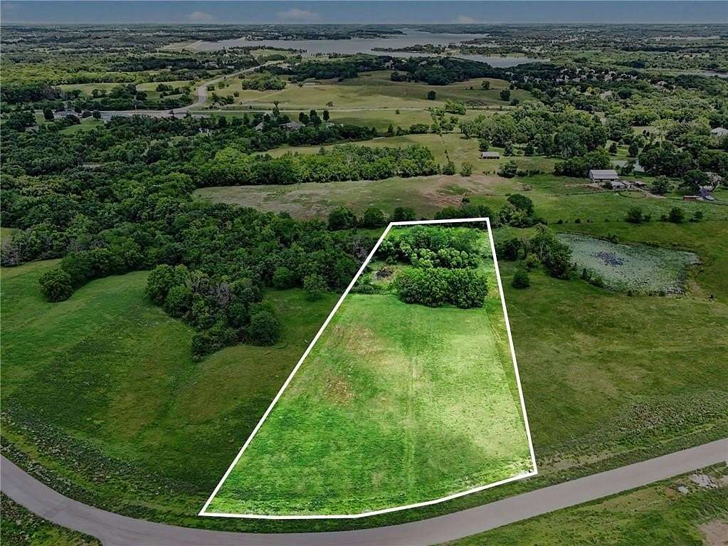 5.8 Acres of Land for Sale in Smithville, Missouri