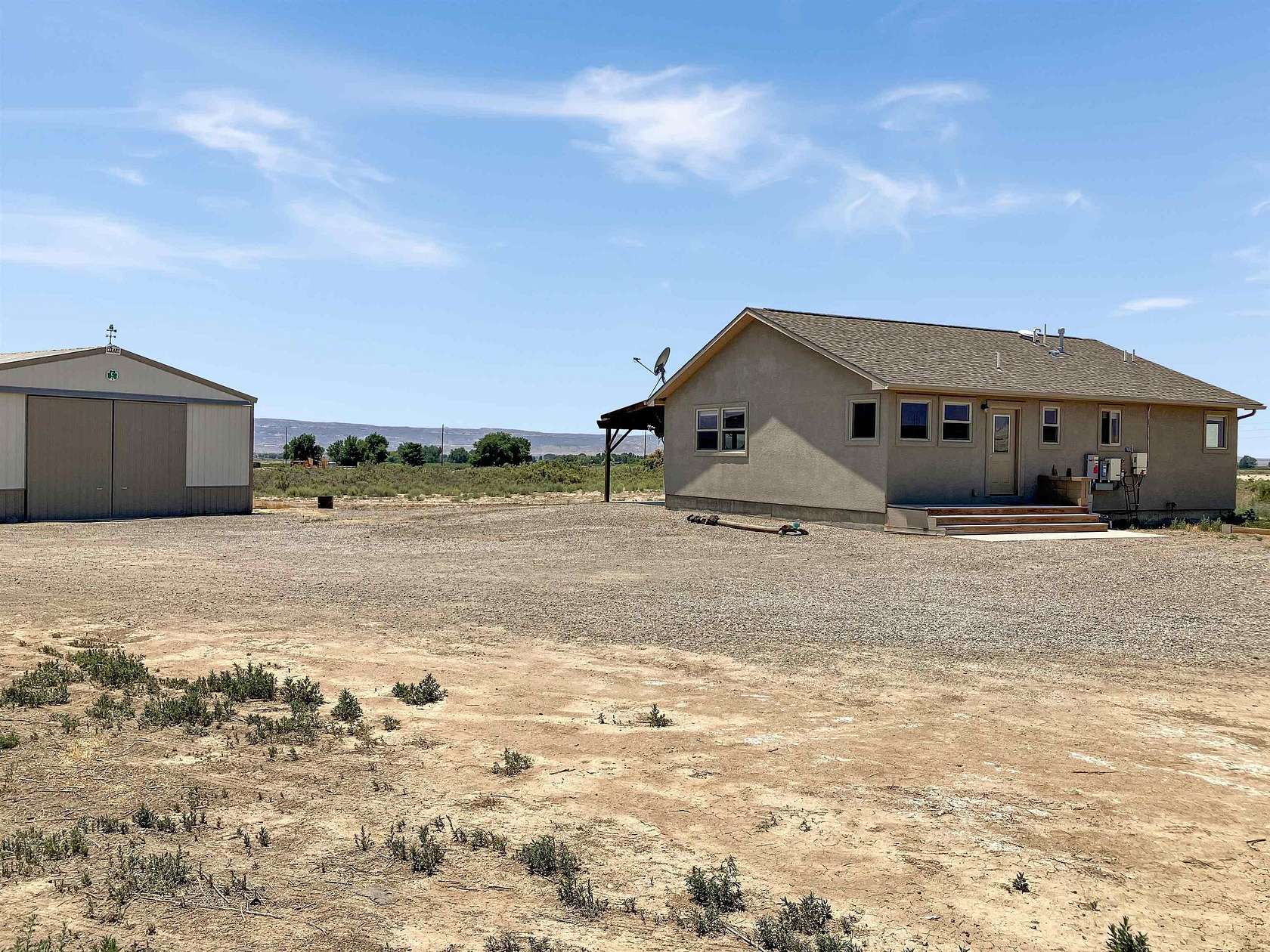 3.5 Acres of Land with Home for Sale in Loma, Colorado