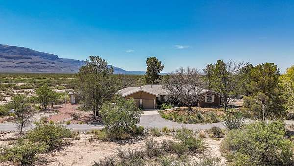 5 Acres of Land with Home for Sale in Alamogordo, New Mexico
