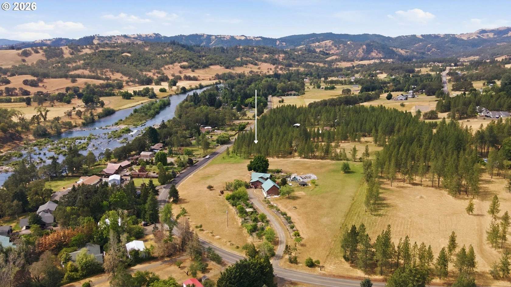 5.2 Acres of Land with Home for Sale in Roseburg, Oregon