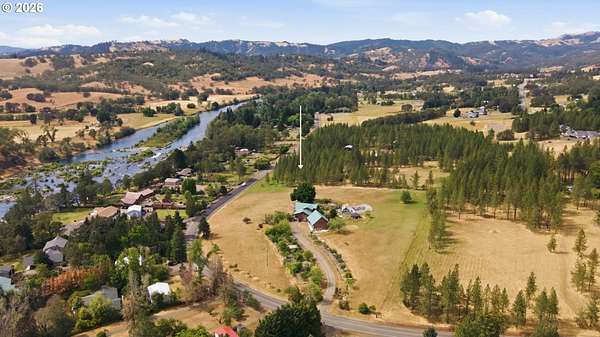 5.2 Acres of Land with Home for Sale in Roseburg, Oregon
