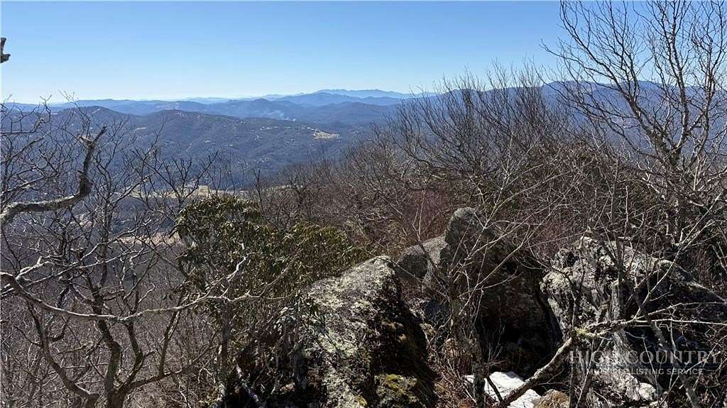 0.86 Acres of Residential Land for Sale in Beech Mountain, North Carolina