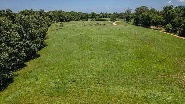 2.75 Acres of Residential Land for Sale in Bentonville, Arkansas