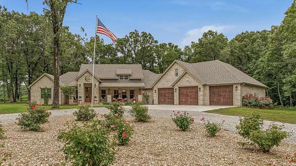 6.57 Acres of Land with Home for Sale in Paragould, Arkansas