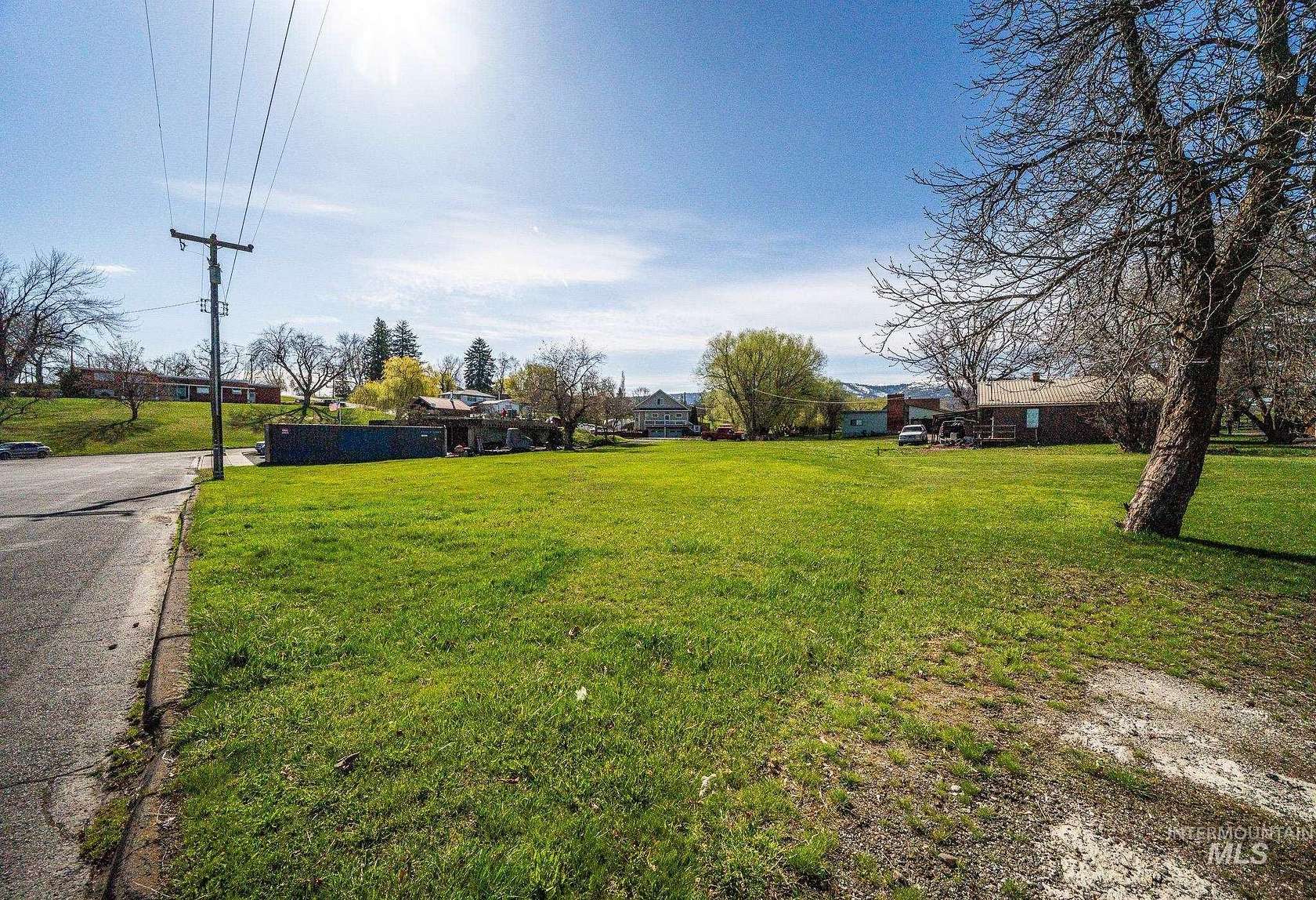 0.11 Acres of Mixed-Use Land for Sale in Grangeville, Idaho