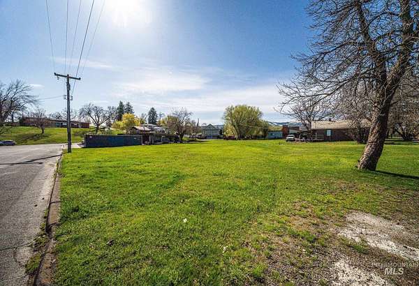 0.11 Acres of Mixed-Use Land for Sale in Grangeville, Idaho
