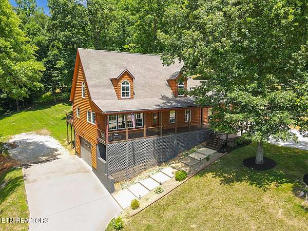 5 Acres of Land with Home for Sale in Sharps Chapel, Tennessee
