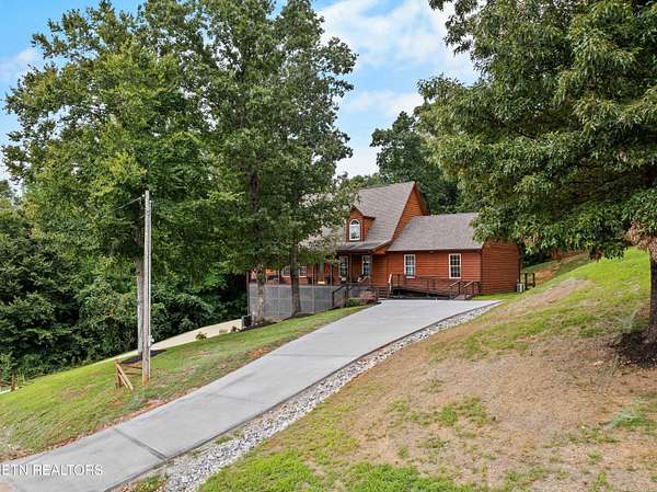 5 Acres of Land with Home for Sale in Sharps Chapel, Tennessee