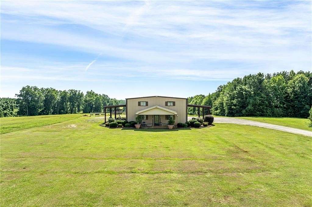 132 Acres of Improved Land for Sale in La Fayette, Alabama