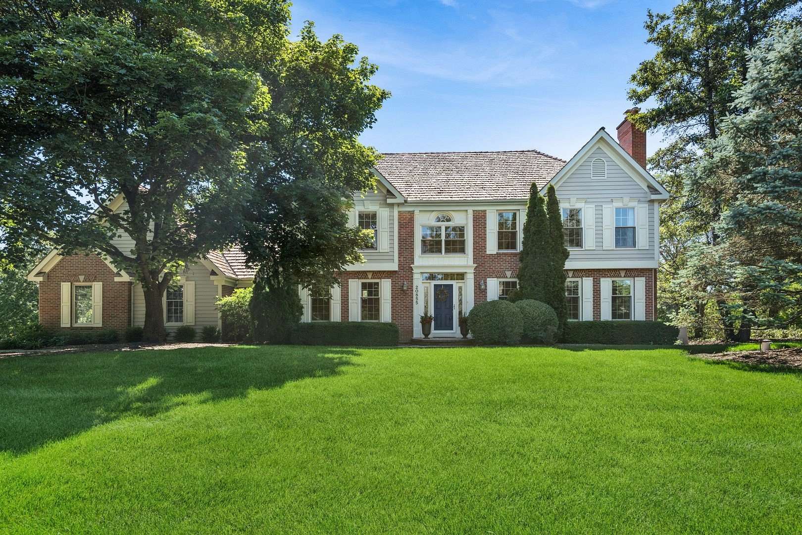 1.7 Acres of Land with Home for Sale in Deer Park, Illinois