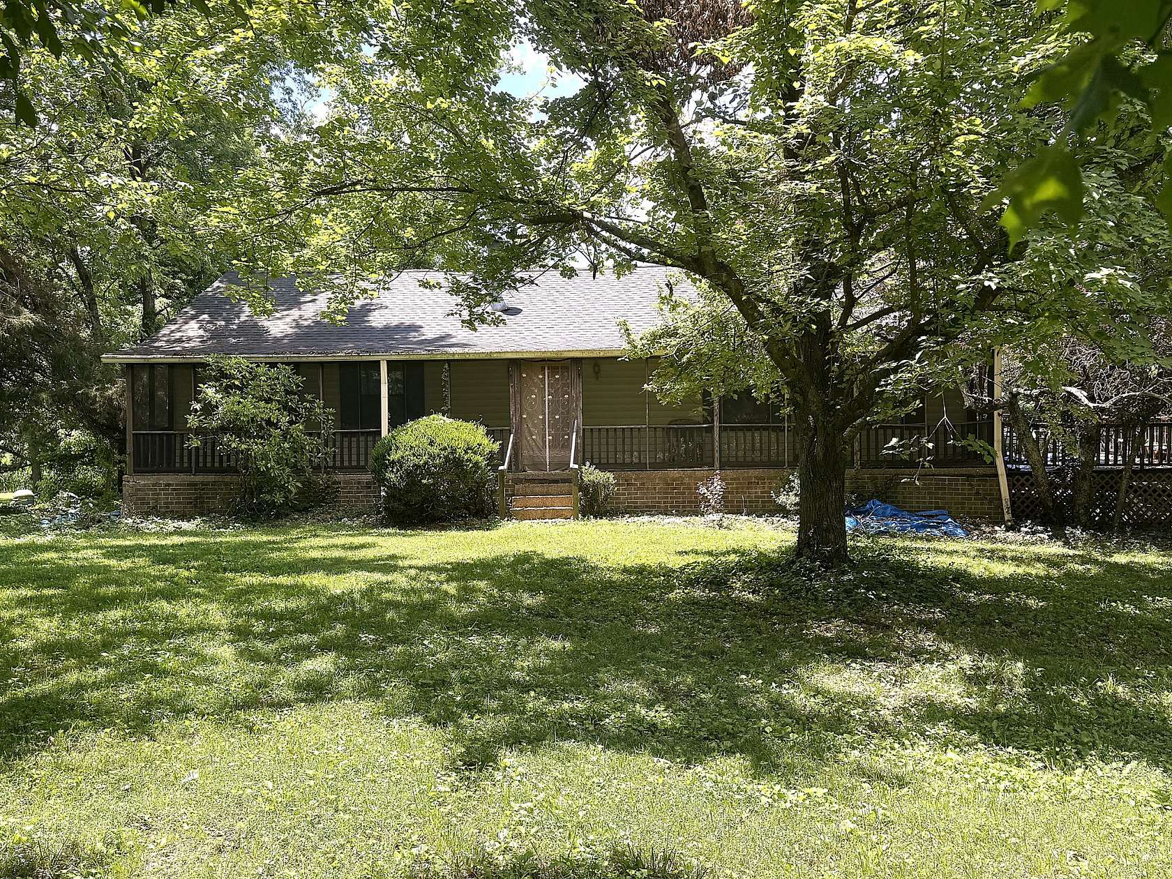 6.2 Acres of Land with Home for Auction in Bethpage, Tennessee