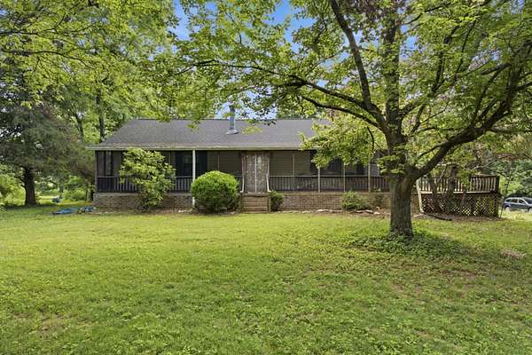 6.2 Acres of Land with Home for Auction in Bethpage, Tennessee