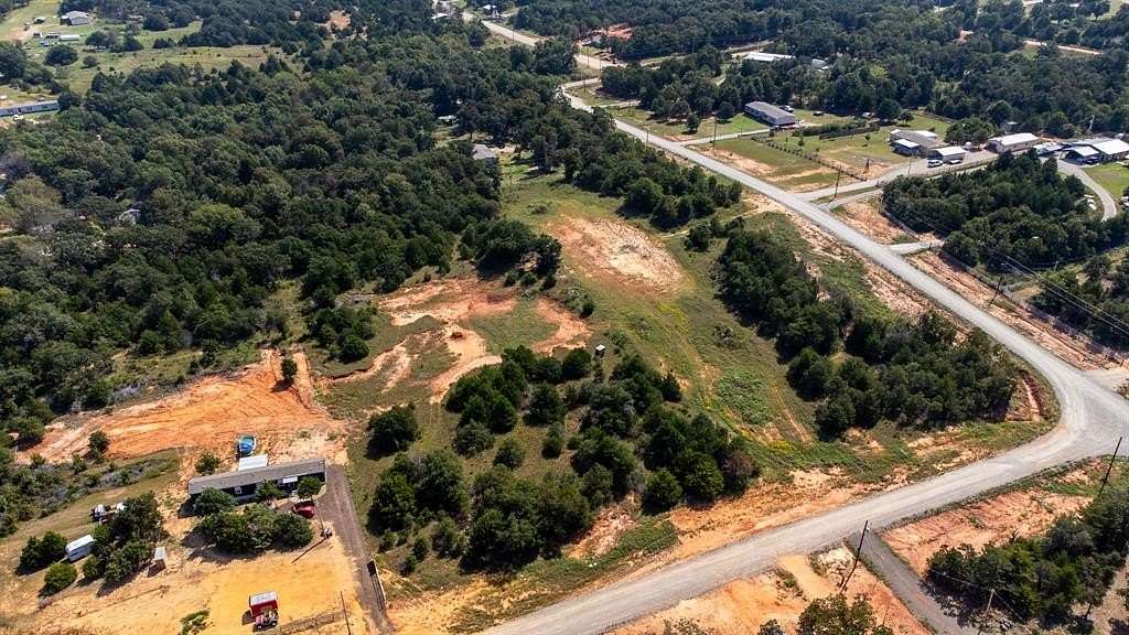 2.6 Acres of Residential Land for Sale in Wellston, Oklahoma