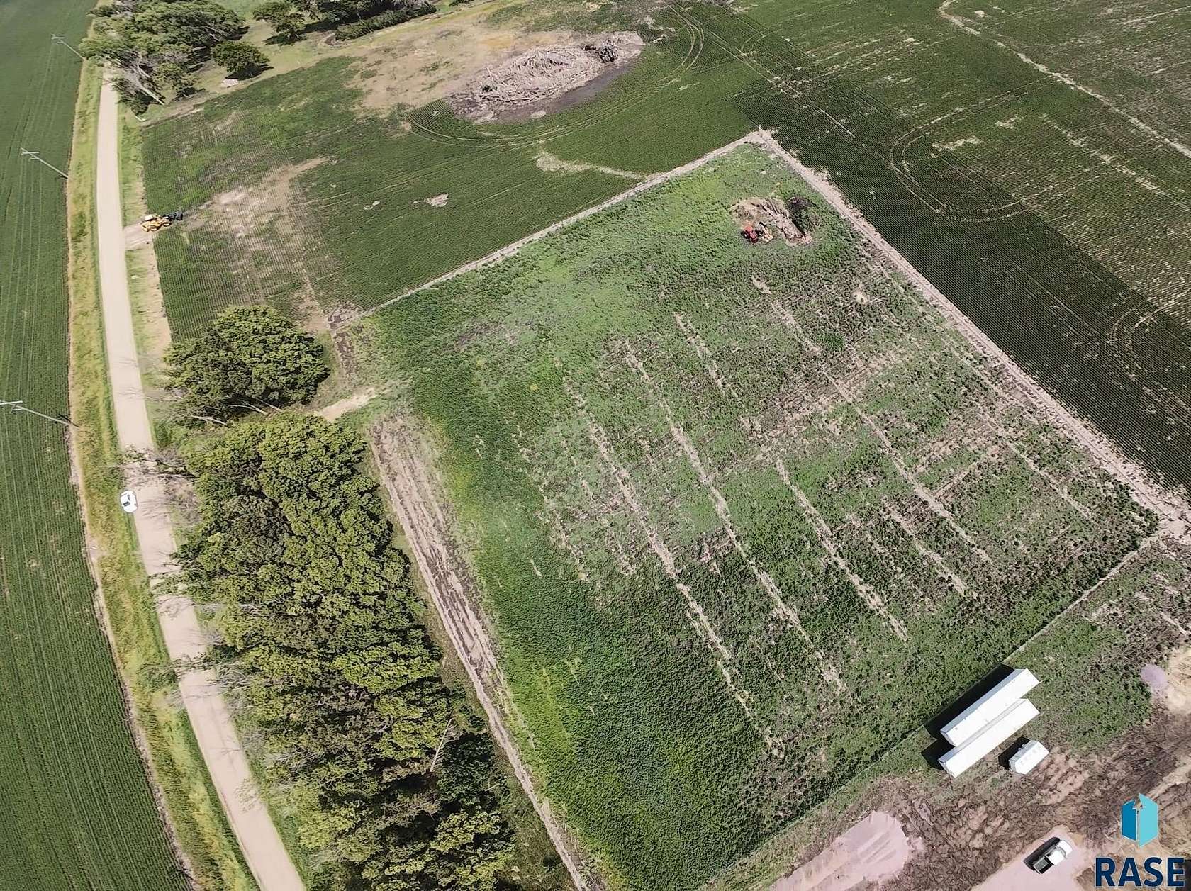 5 Acres of Residential Land for Sale in Worthing, South Dakota