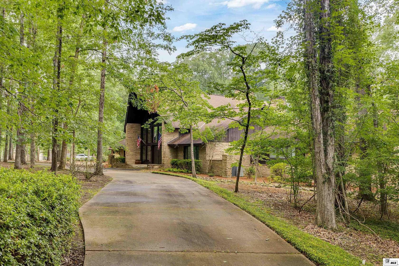 3.84 Acres of Land with Home for Sale in West Monroe, Louisiana