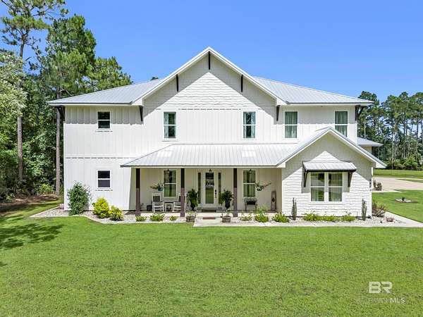 19 Acres of Recreational Land with Home for Sale in Elberta, Alabama
