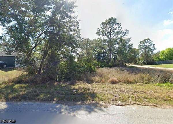 0.25 Acres of Residential Land for Sale in Lehigh Acres, Florida