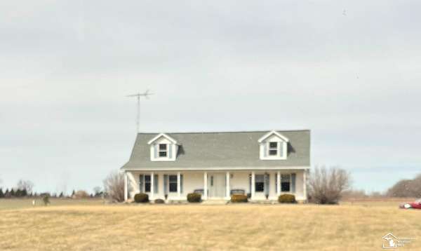 6 Acres of Land with Home for Sale in Milan, Michigan