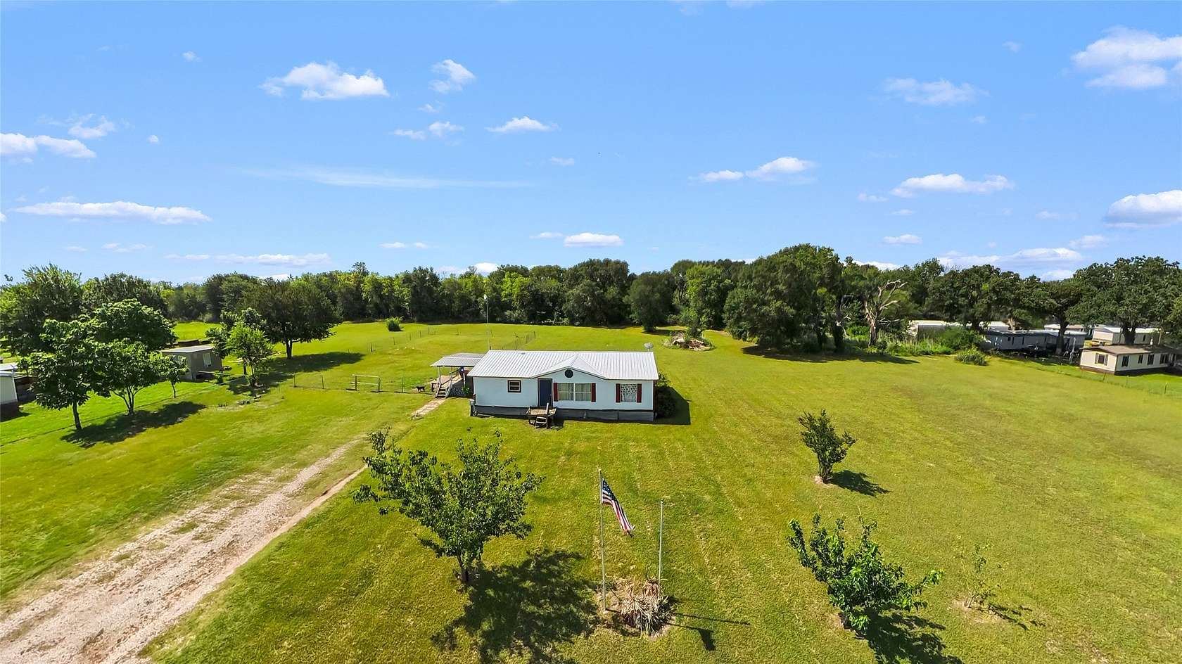 2.8 Acres of Improved Mixed-Use Land for Sale in Kerens, Texas