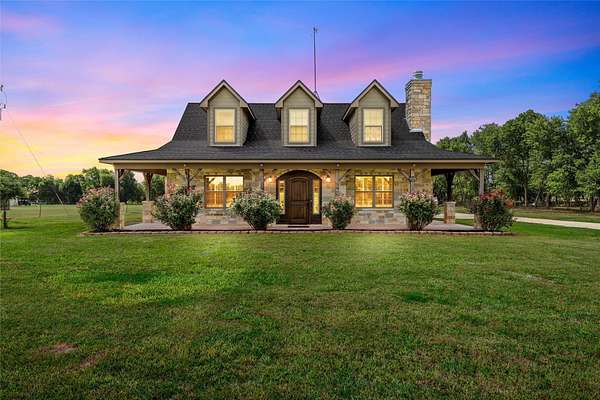 6.23 Acres of Land with Home for Sale in Abbott, Texas