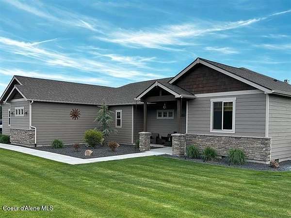 1.57 Acres of Land with Home for Sale in Chattaroy, Washington
