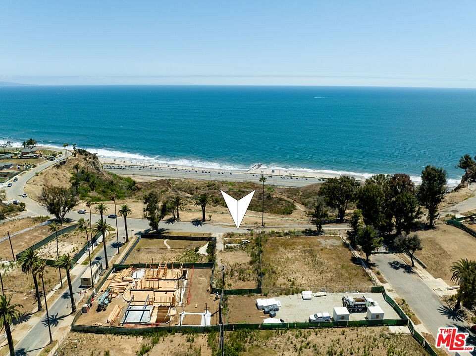 0.15 Acres of Residential Land for Sale in Pacific Palisades, California