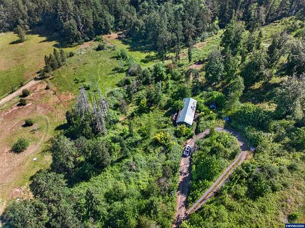 3 Acres of Land with Home for Sale in Lebanon, Oregon