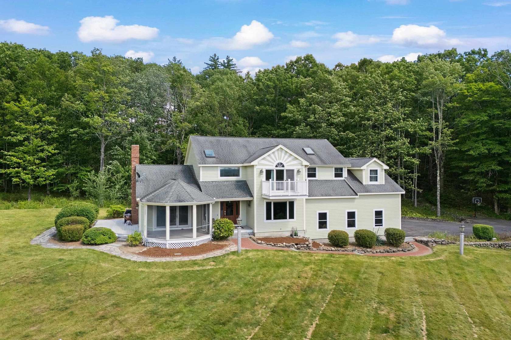 7.44 Acres of Land with Home for Sale in Dunbarton Town, New Hampshire