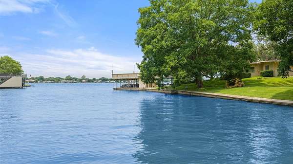 0.27 Acres of Residential Land for Sale in Highland Haven, Texas