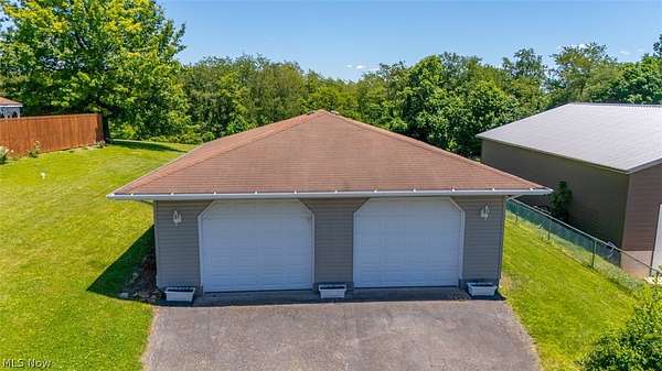 2.47 Acres of Land with Home for Sale in Bellaire, Ohio