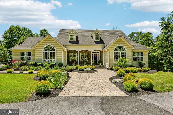 8 Acres of Land with Home for Sale in Myersville, Maryland