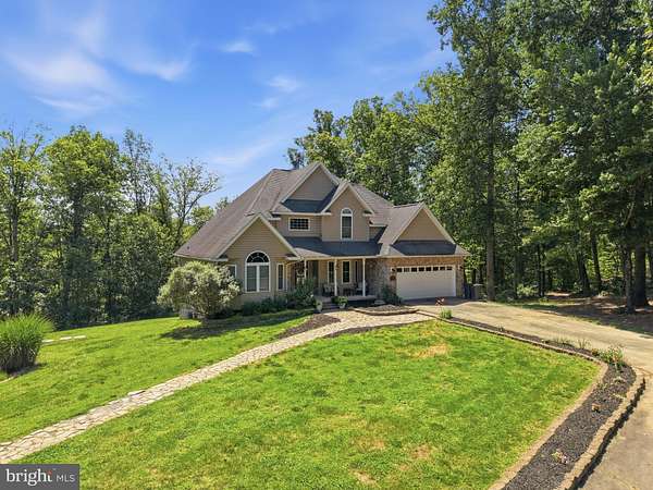 10.6 Acres of Recreational Land with Home for Sale in Culpeper, Virginia