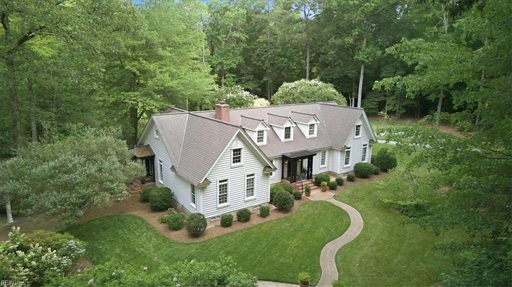 6.48 Acres of Land with Home for Sale in Carrollton, Virginia