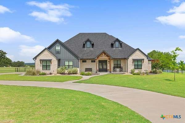 2 Acres of Land with Home for Sale in Gatesville, Texas